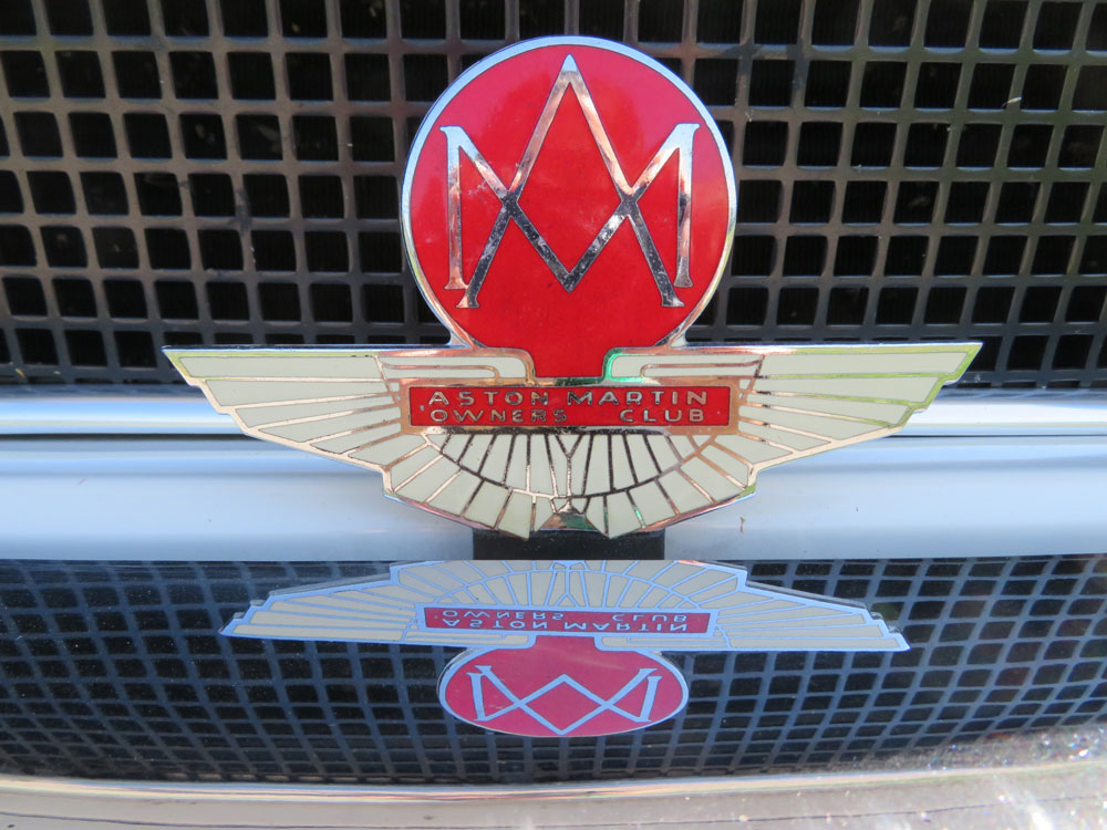 Aston Martin V8 Volante Cabriolet