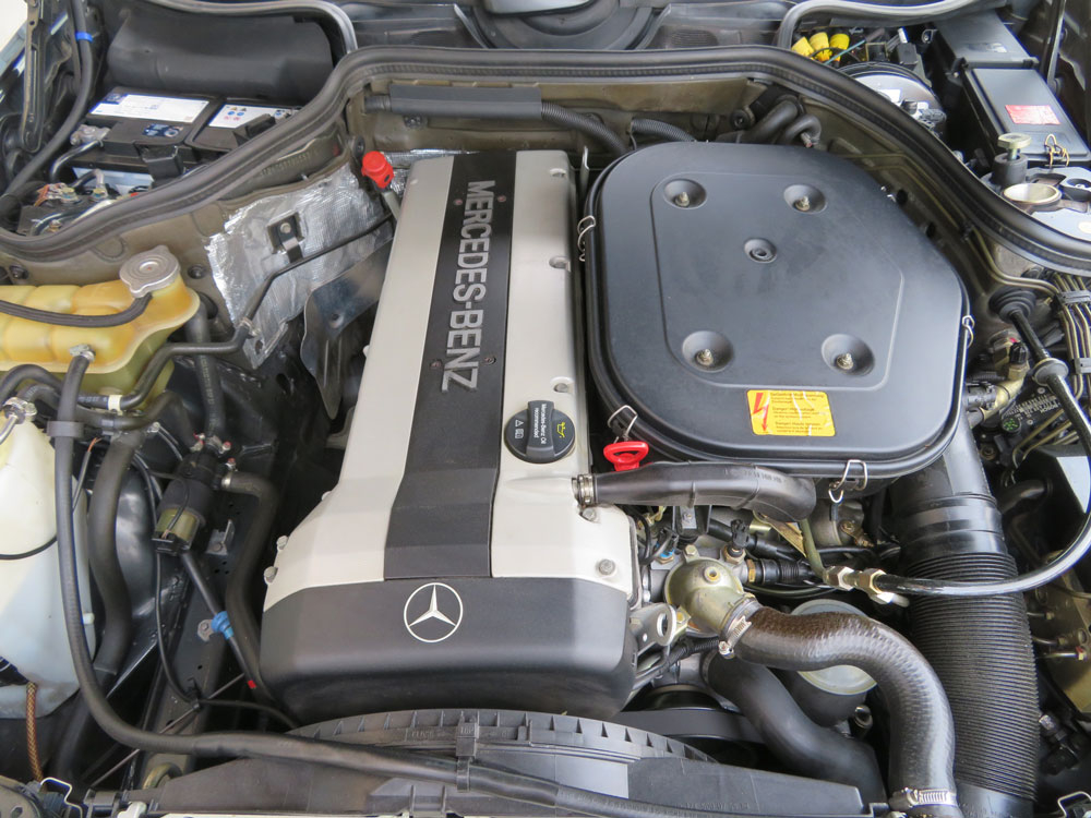 Mercedes-Benz 300 CE-24 Cabriolet